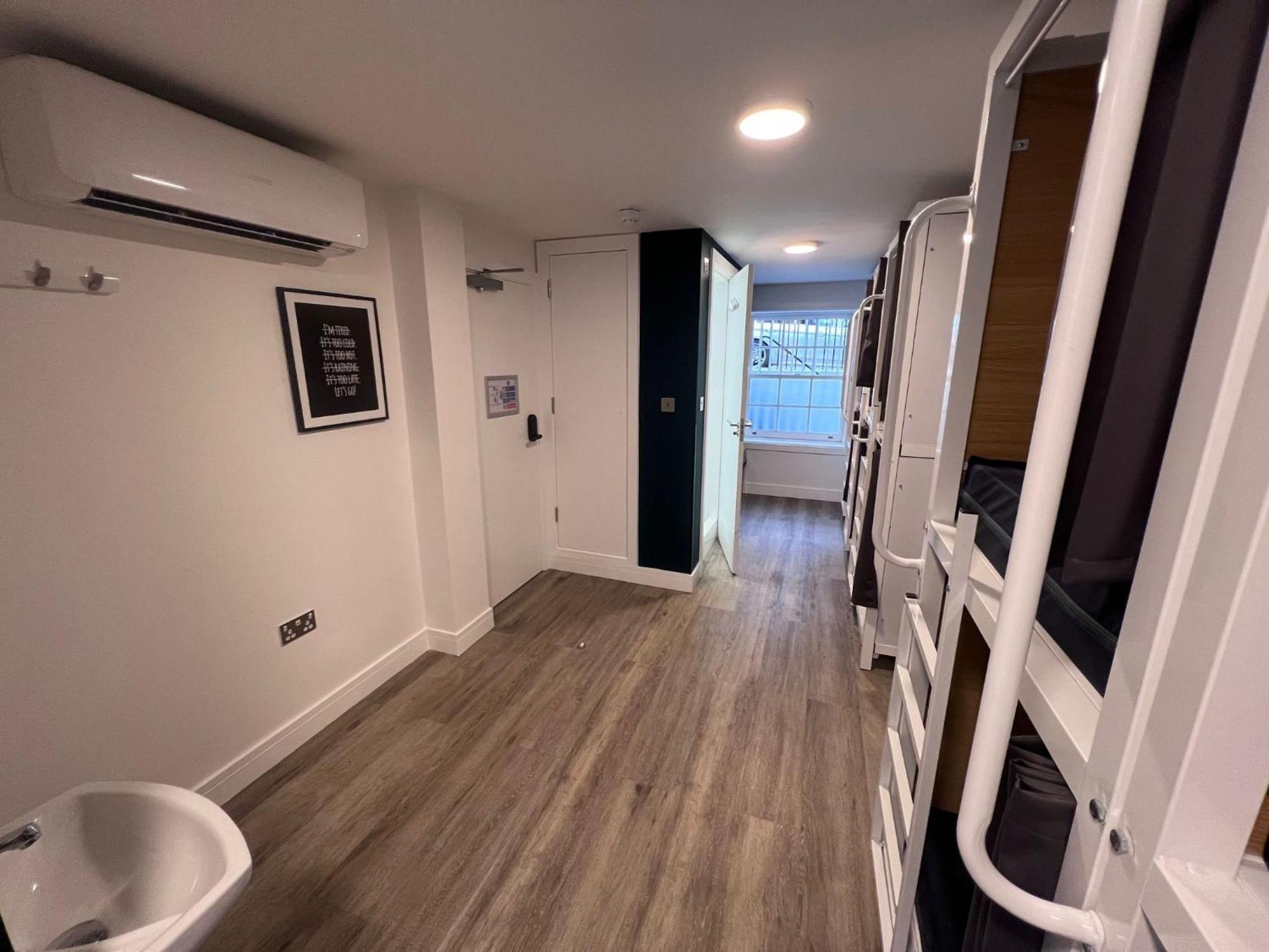 Smart Camden Inn (Adults Only) Лондон Экстерьер фото